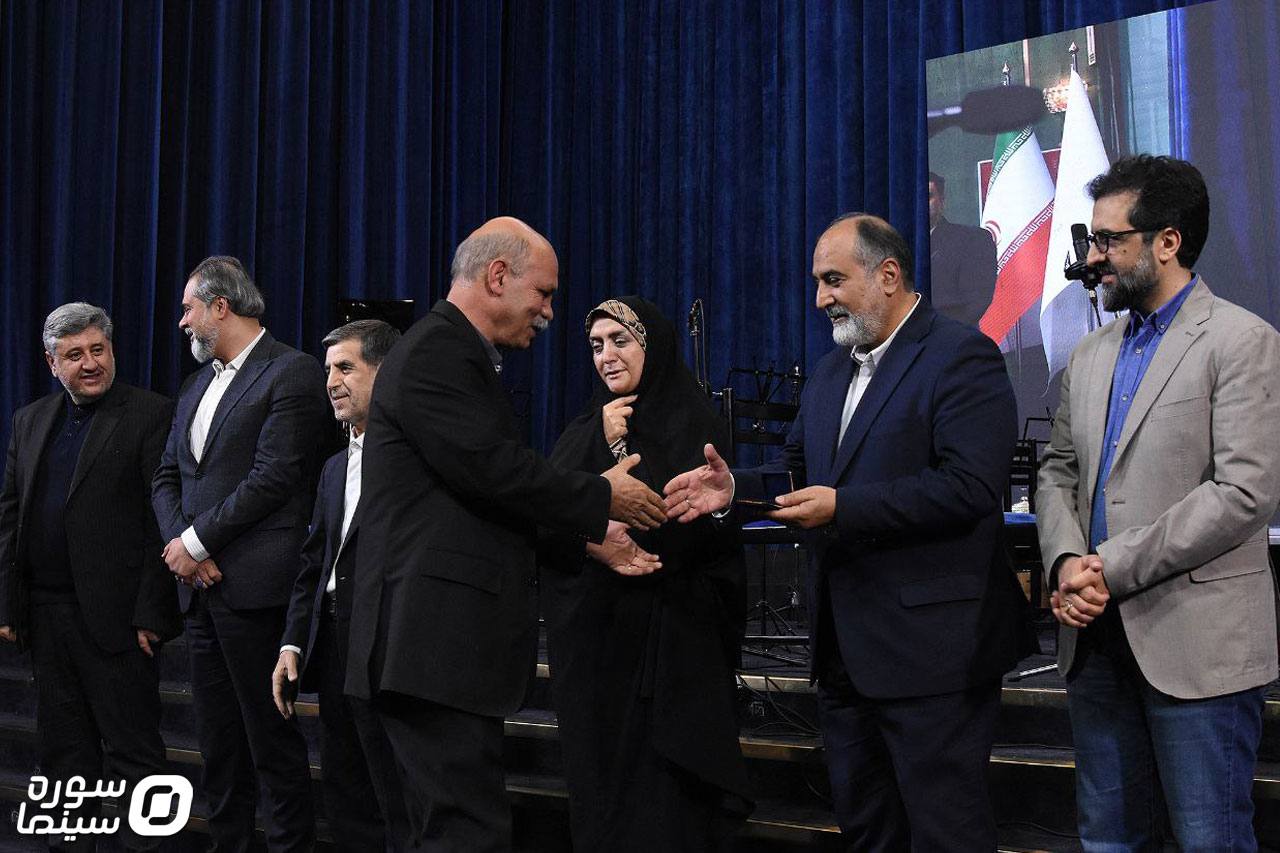 Cinemaye-Javan-Ekhtetam