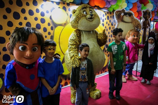 Yooz-Namayeshgah (8)